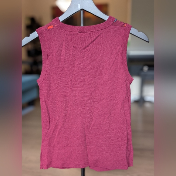 Ann Taylor Factory Floral Burgundy Shell Top, XS - Picture 2 of 2